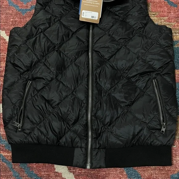 Patagonia Black Quilted Vest - Picture 3 of 4